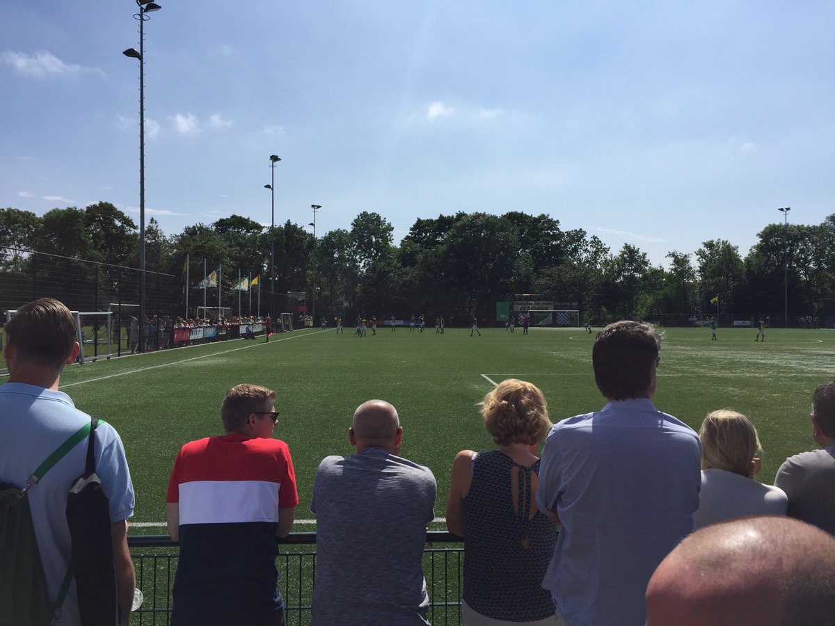 RaymondBoth's tweet photo. De spanning stijgt @vvschoten #SchRod #nacompetitie (at @VVSchoten in Haarlem, Netherlands) https://t.co/DGn2QFk1PZ https://t.co/u3kqjftcsk