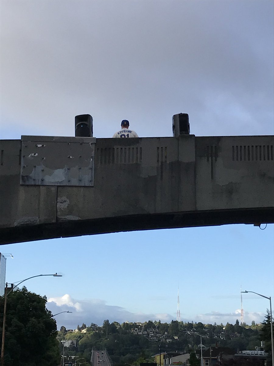 kipprawk tweet media