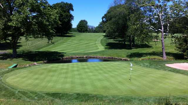 wtaphila's tweet photo. Tomorrow is the WTA annual golf outing, rain or shine!  
301 Tomlinson Road, Huntington Valley, PA 19006.
Registration: 11:30
Golfing: 12:45
Afterwards: cocktail hour, dinner, &amp; awards

To secure your spot, contact Megan McCormick:
(t) 215-908-6494
(e) wtaphila@gmail.com https://t.co/huMY0JPJYt
