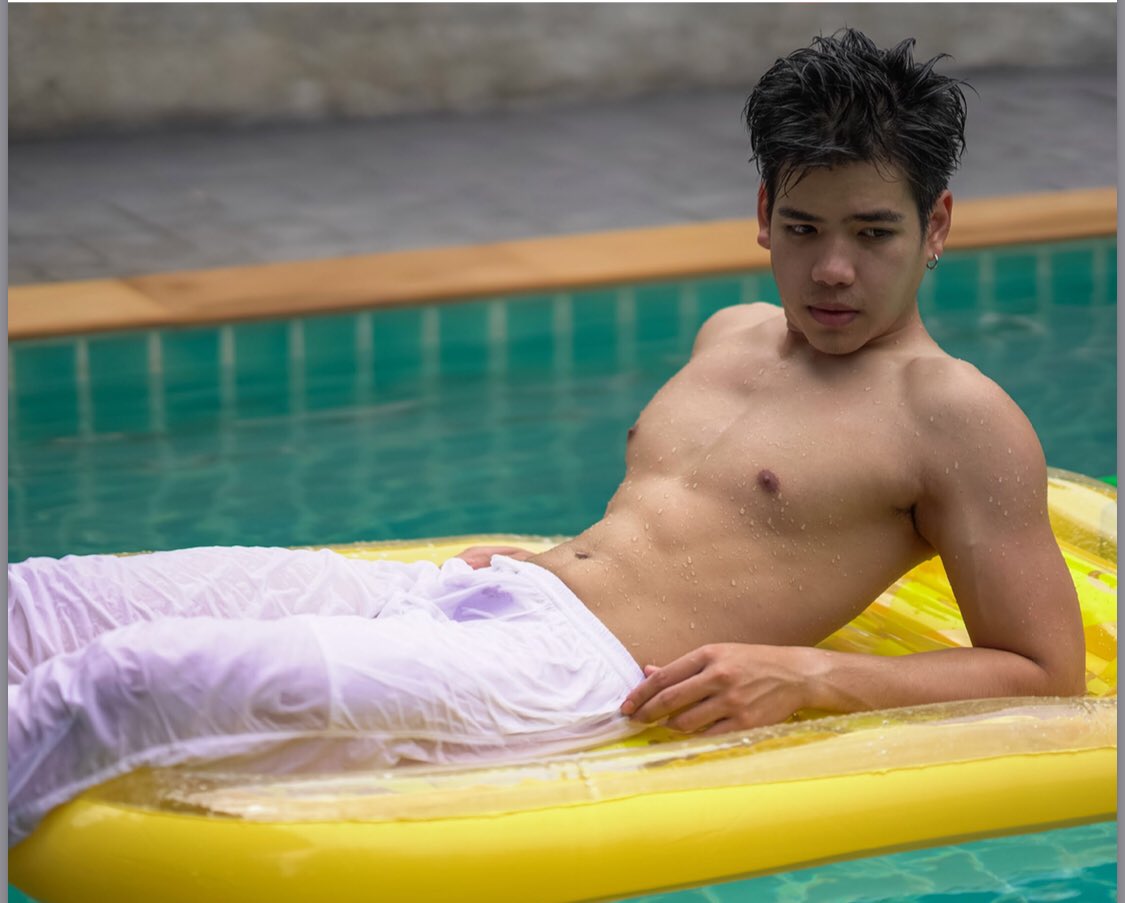 MagazineGentle's tweet photo. พร้อมให้ดาวน์โหลดแล้ววันนี้ 

Gentle Magazine “Ice Panumas”
>>>  https://t.co/J6YWC08GiO… https://t.co/BxBSTlNuMS
