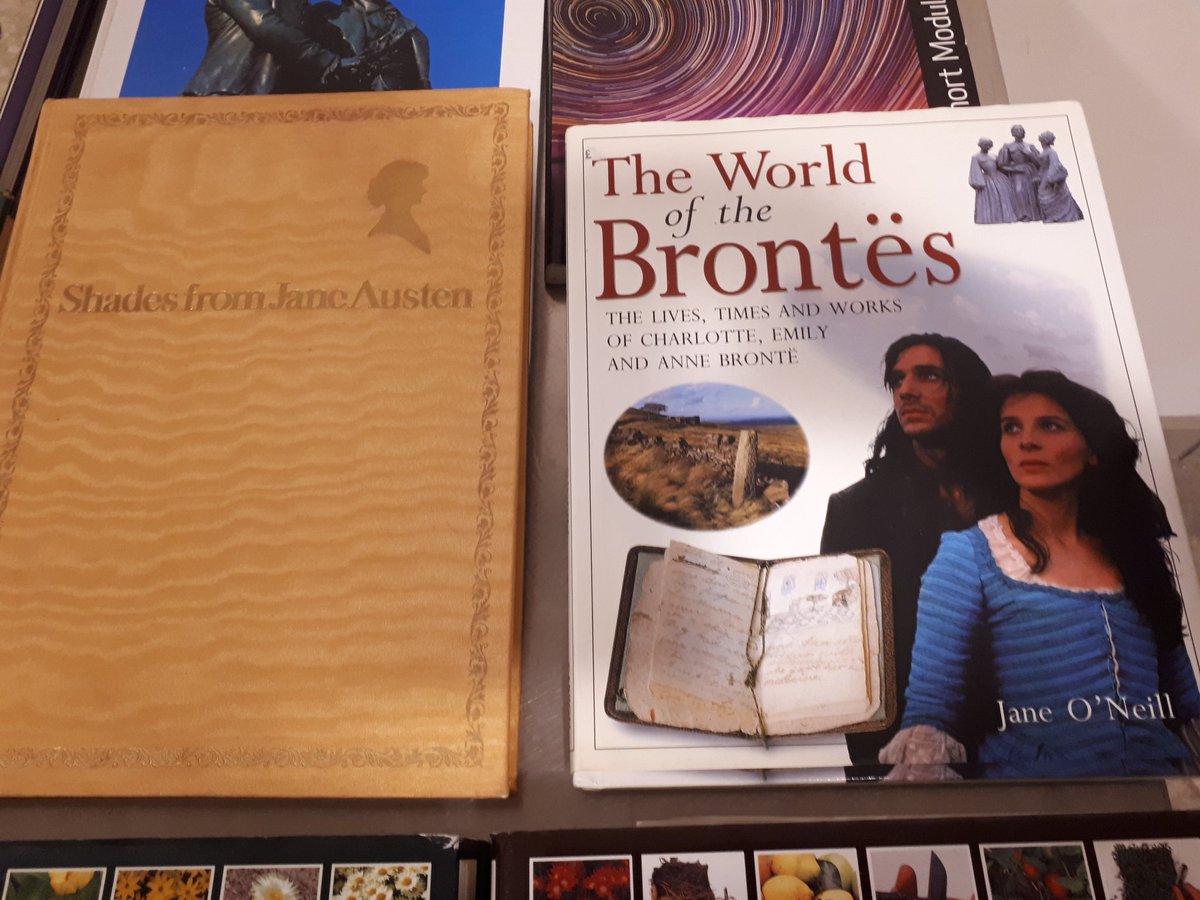 EGaskellsHouse's tweet photo. A photo from today's book sale for our friends @BonnetsAtDawn #teambronte #teamausten #teamgaskell 😃 https://t.co/kl3j0dxaXY
