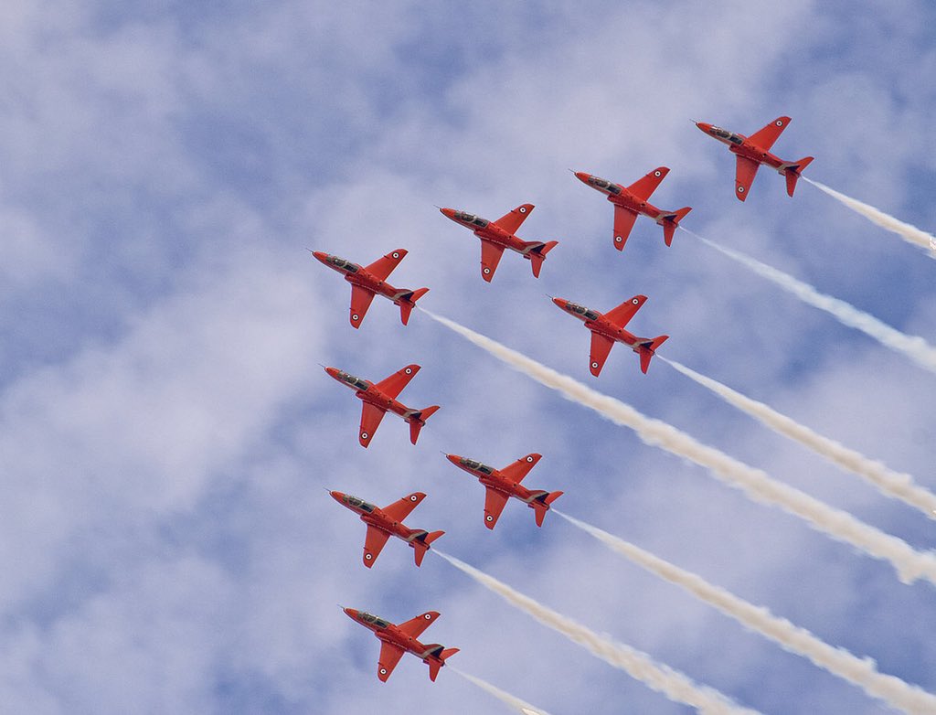 midaero's tweet image. There’s nothing I love more about living in Boningale than the annual visit of the @rafredarrows. Thanks @cosfordairshow I can’t wait!! #RedArrows #raf #Cosford18