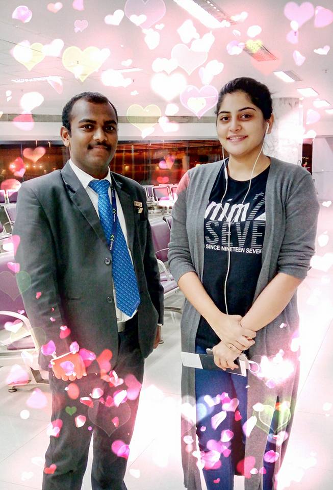 Manjima_fans's tweet photo. @mohan_manjima with fans ♥️♥️♥️ one fine day, hope I too can get a selfie with u momo😍
#ManjimaMohan #Throwback #SelfieWithFans
Credits : @Sdrs666 https://t.co/9sD3fD0eJw