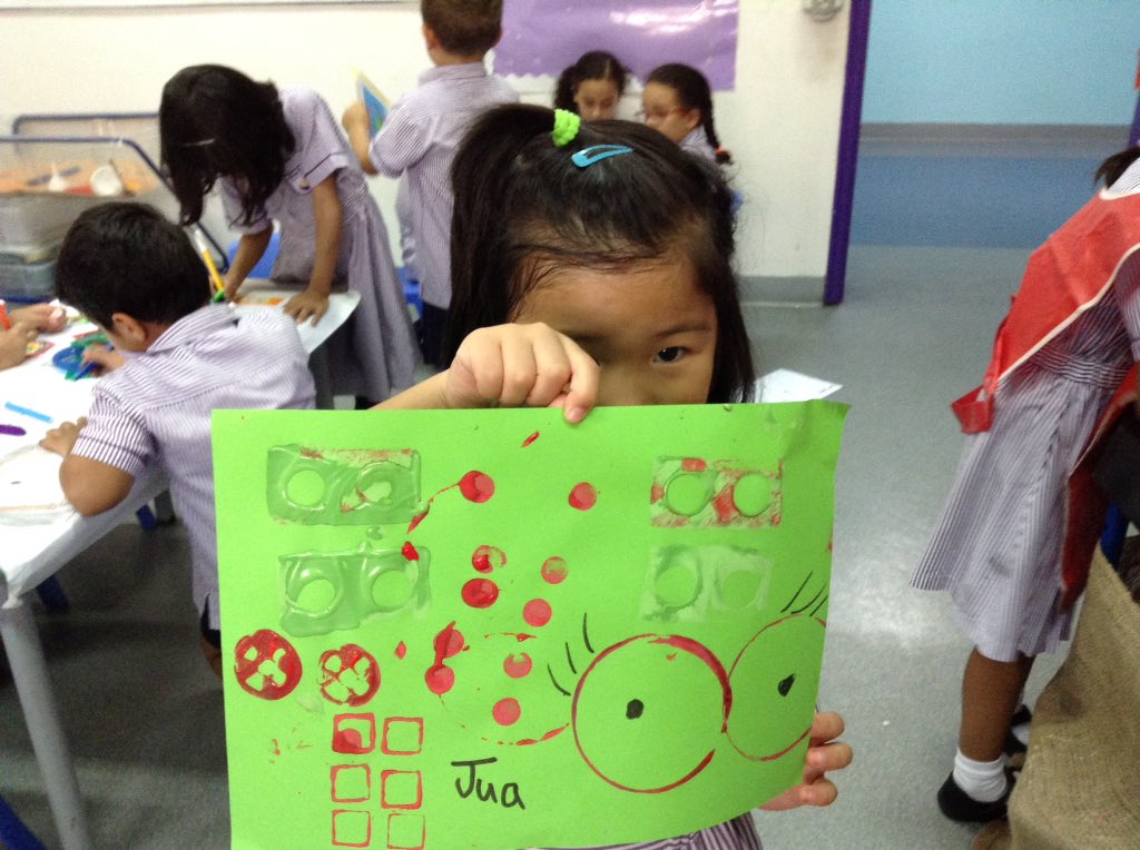 FS2_SBS's tweet photo. Art week in FS2, all about wassily Kandinsky's style of art. Children used various types of materials and media to create their own interpretation of Kandinsky. #Kindergarten @KHDA @Paula_Allison31 @FS2_SBS @9ijakids @FS1_SBS @VPSafaBritish @SafaBritishSch @WhichSchool_UAE #EYFS https://t.co/XSD37EIGGF