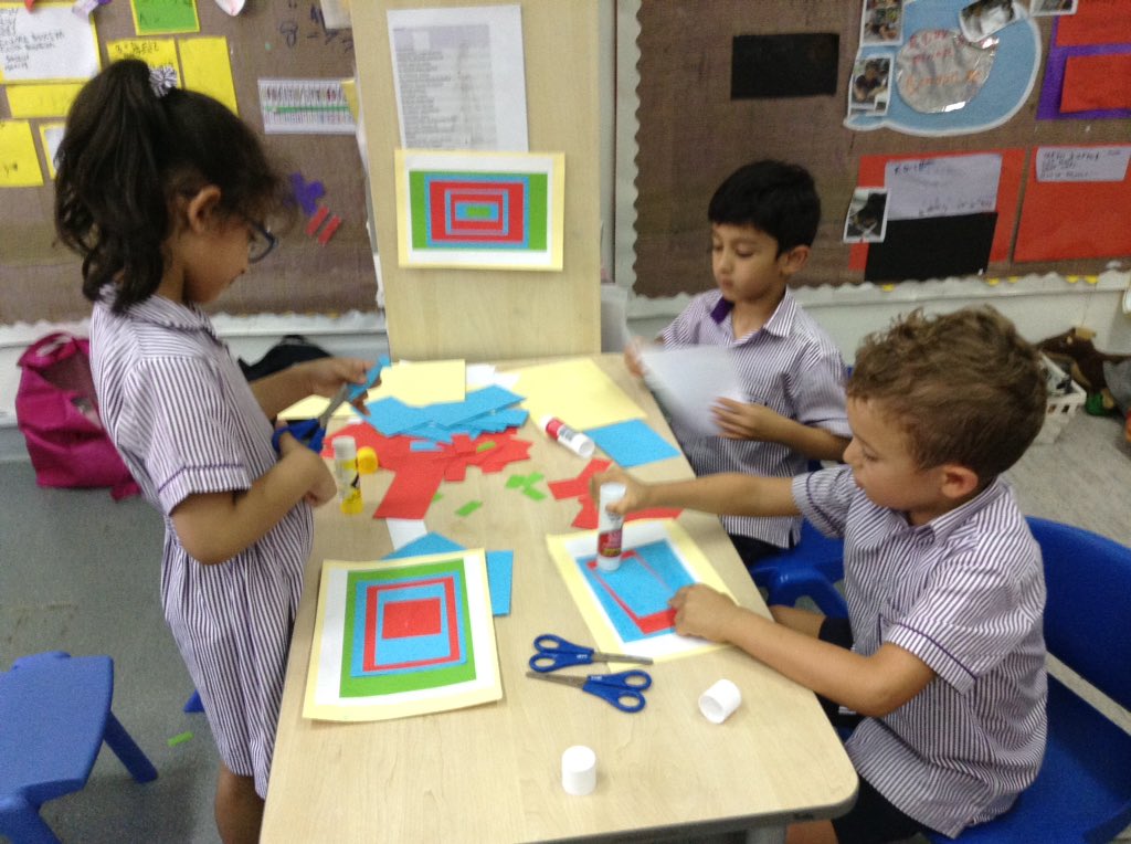 FS2_SBS's tweet photo. Art week in FS2, all about wassily Kandinsky's style of art. Children used various types of materials and media to create their own interpretation of Kandinsky. #Kindergarten @KHDA @Paula_Allison31 @FS2_SBS @9ijakids @FS1_SBS @VPSafaBritish @SafaBritishSch @WhichSchool_UAE #EYFS https://t.co/XSD37EIGGF