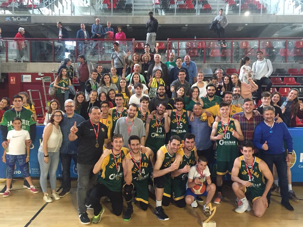 OndaCeroSierra's tweet photo. La #FinalFour entre @ubvillalba y #Pinto. El equipo de #ColladoVillalba asciende a categoría Nacional la temporada que viene... https://t.co/NNOetkAcNN