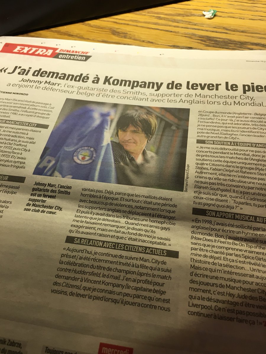 Peminonzio's tweet photo. In @lequipe, @Johnny_Marr explained that he tried to convince his friend @VincentKompany to take easy the World Cup's game England - Belgium... But it did'nt work out :) https://t.co/UJKrR3ftM1