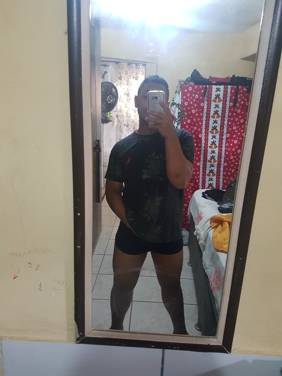 jhonathan_puto's tweet photo. Bom dia bbs😘👇👇 https://t.co/n1BCA7wT49