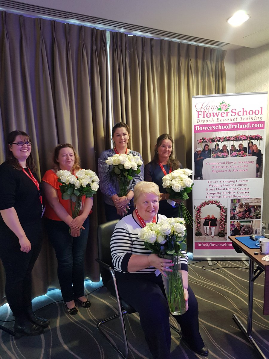 FlowerCourses's tweet photo. #moongate #kaysflowerschool well done to our prize winners :) https://t.co/7wH184Zd11