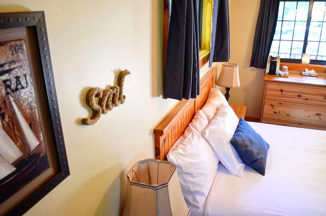 Bluewatermanor's tweet photo. Summer is on it's way and we have a place for you to stay! ☀️
To book your Adirondack vacation today, call: 518-644-2535
#AtTheBlueWithAView #BlueWaterManorLG https://t.co/f2ssPN5PbA