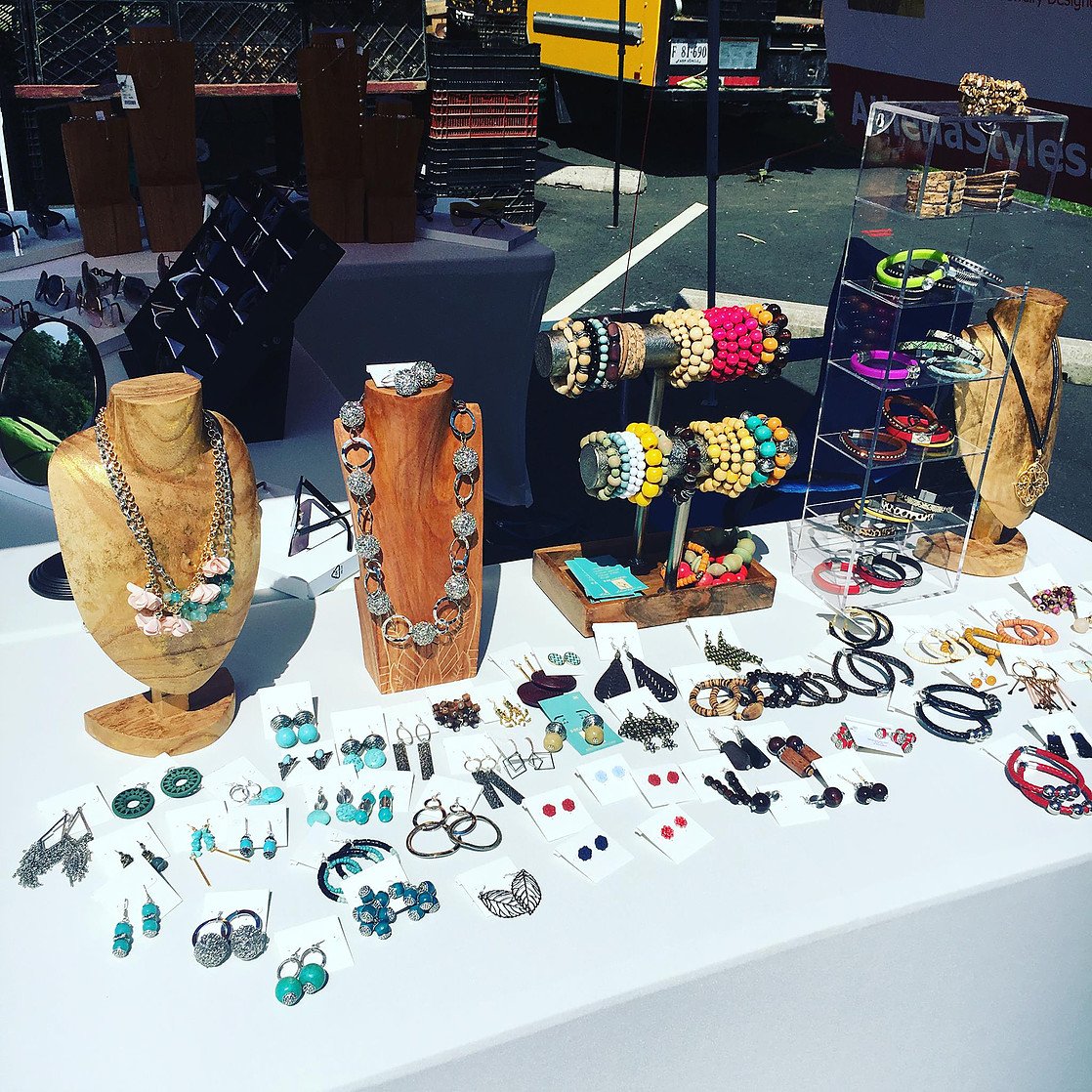 Crystal City Crafts Market tweet media