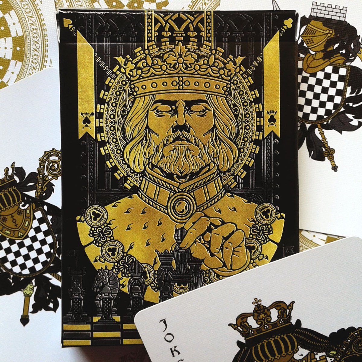 _akarinei's tweet photo. My king chilling out with a nice #chess #game
#cards #playingcards #boardgames #characterdesing #art #illustration #design #アート #イラスト #일러스트 #그림 https://t.co/FrD8nFW028
