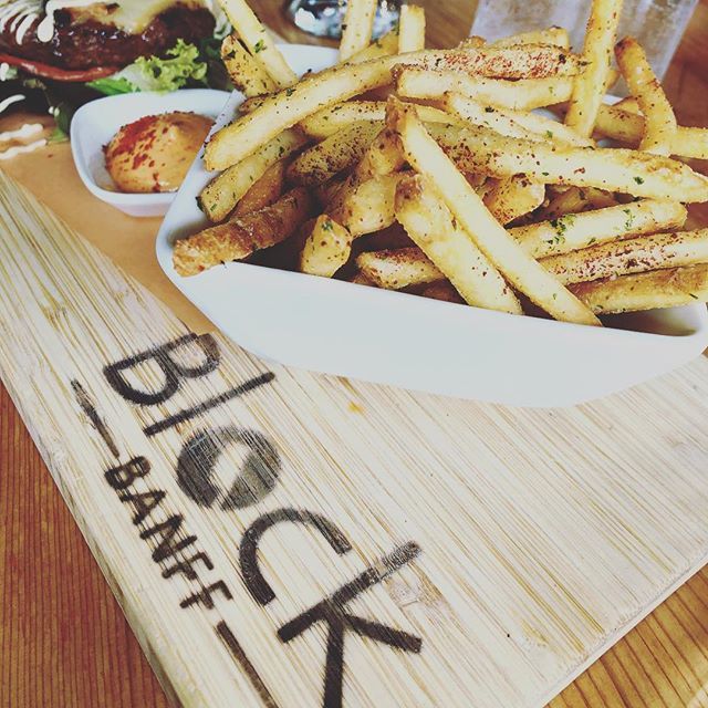 alischwanke's tweet photo. Thanks to @tripadvisor we were able to satisfy our cravings for lunch with delicious local fare at @banffblock - highly recommend!! #travel #food #foodie #canada🇨🇦 #banff https://t.co/aBKWXYkqGr https://t.co/CFw4gV2Lsy
