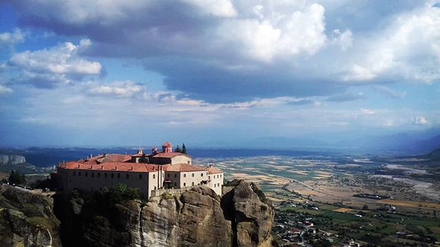 MeteoraThrones's tweet photo. The nunnery of Saint Stephen ... https://t.co/BSEdVFRiB6 #meteora #meteorathrones #kalambaka #greece #welovegreece #meteoratour #discovermeteora #travel #unescoworldheritage https://t.co/nt1pv08cjw https://t.co/daZQlPMaiT