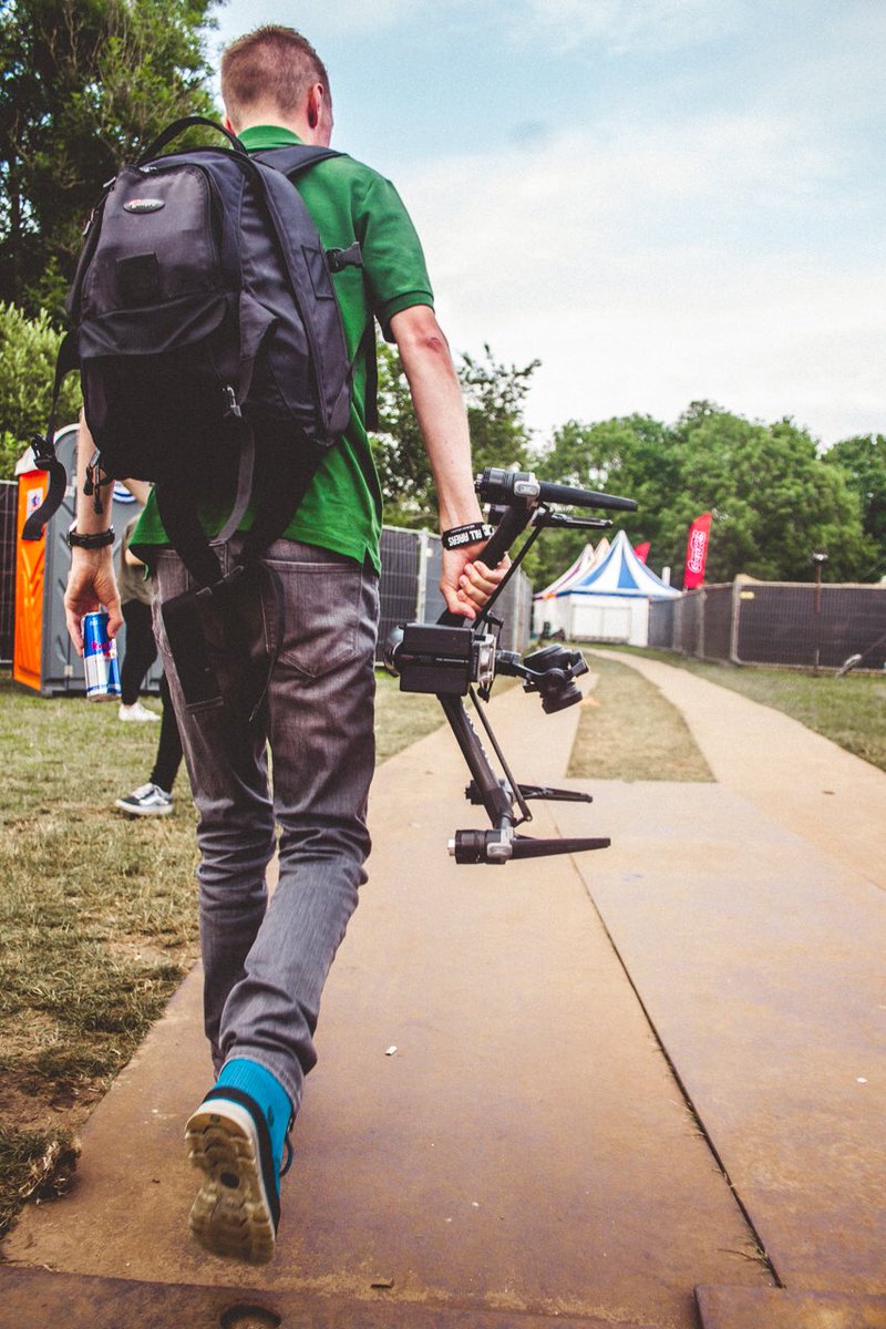 BinneLouwKatsma's tweet photo. Gister prachtige #drone beelden kunnen maken met de Inspire 2 van #promisedlandfestival op de #groenester in #leeuwarden. Uiteraard met alle toestemmingen. Beelden komen in de officiële aftermovie! #droneview #eyefly #festival https://t.co/fNneR0v8JL