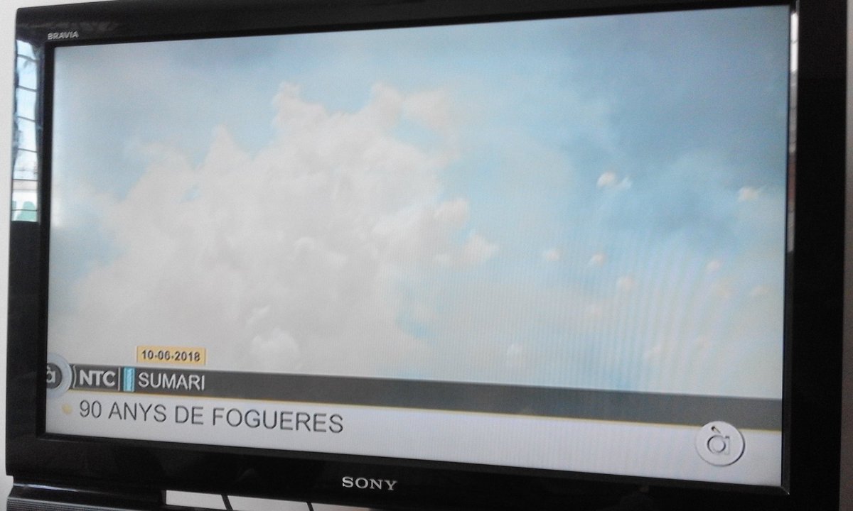BernatSirvent's tweet photo. Molt bé @apunt_media @apuntnoticies tractant començament @fed_fogueres #Alacant el dia refundació TV. És un bon senyal!!!
#Apunt10J #comencemàpunt https://t.co/OUREhOPSD0