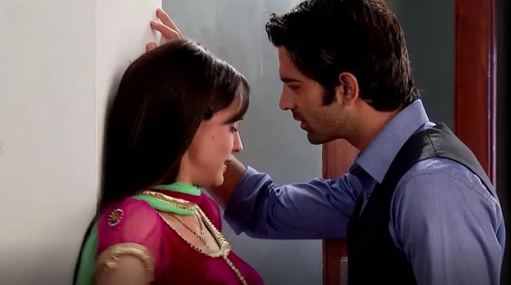 faiqa_mysticald's tweet photo. #amwriting #Arshi #fanfiction #Induratize CH-11 Teaser is up/Happy Reading
https://t.co/3g0CHsVHej https://t.co/F26q3HDdpu