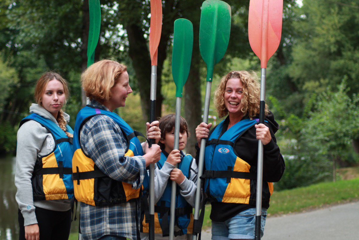 LuxuryGites's tweet photo. Hay no matter how u get here get here how u can #canoe #ZIP #swimming #holidays starting 7th July or 21st July or 18th Aug to 8 Sept £50 @savings at @LuxuryGites @HolidayFrance https://t.co/uEEZszaFdK 5679 2 pools 4 #PoolTime 5* on tripadvisor #Domfront61 @Familyfun #Activities https://t.co/yTso9lEYF9