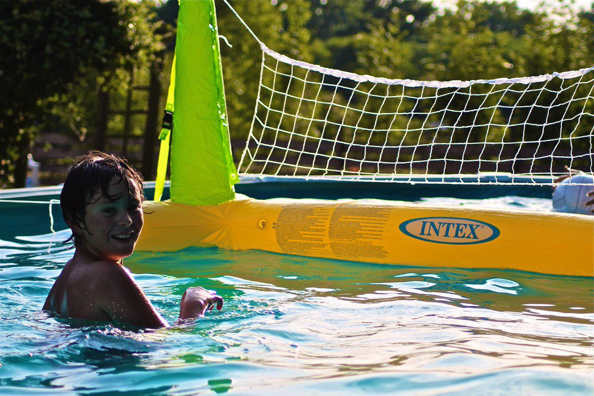 LuxuryGites's tweet photo. Hay no matter how u get here get here how u can #canoe #ZIP #swimming #holidays starting 7th July or 21st July or 18th Aug to 8 Sept £50 @savings at @LuxuryGites @HolidayFrance https://t.co/uEEZszaFdK 5679 2 pools 4 #PoolTime 5* on tripadvisor #Domfront61 @Familyfun #Activities https://t.co/yTso9lEYF9