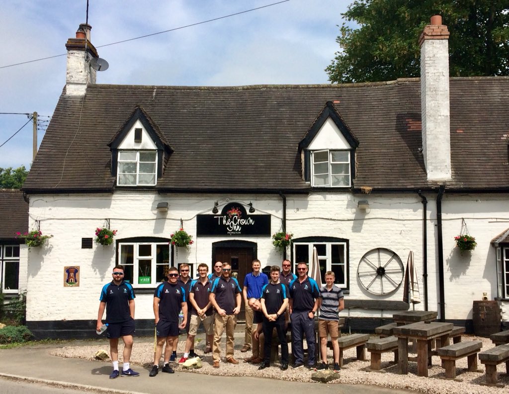 FugitivesCC's tweet photo. Fantastic day out for Sunday army. Lunch @CrownPeopleton with @ButcombeBrewery followed by nearly 500 runs @PeopletonCC . @LouisTovey π― earns the victory #greatfixture #cricketfamily https://t.co/KMPqLY5gh5