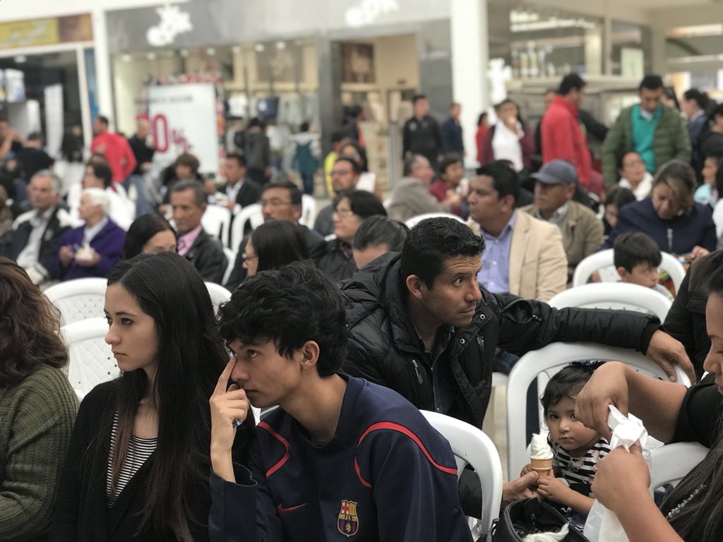 “Con atributos diferentes, la caficultura boyacense cada día toma más fuerza e impacto , gracias  <a href="/GobBoyaca/">Gobernación de Boyacá</a>  por abrir,este tipo de espacios para caficultores donde mostramos nuestros proyectos en ejecución y dar a conocer el #CaféDeBoyacá” mencionan Edison Borda y Jorge Téllez.