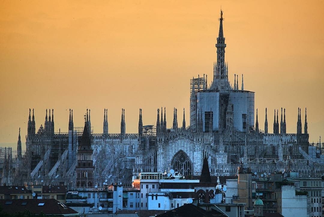 Milano a colori: cielo e <a href="/DuomodiMilano/">Duomo di Milano</a> protagonisti nello scatto di <a href="/cherchiandrea/">andrea cherchi</a>

🌐 instagram.com/andreacherchi_…

⛩️ #ConcertoperMilano #milano