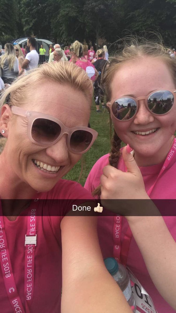 cl4rew4rd's tweet photo. #raceforlife done ✅ sooo proud of this girl my baby girl had this !!!😘 https://t.co/WV8L5EfEmi