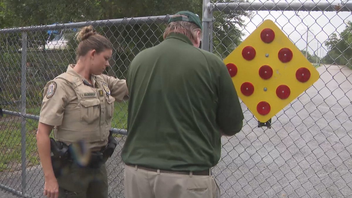 Davie park remains closed after woman killed by alligator bit.ly/2sRwpgw?utm_so… https://t.co/YL96RdU8kW