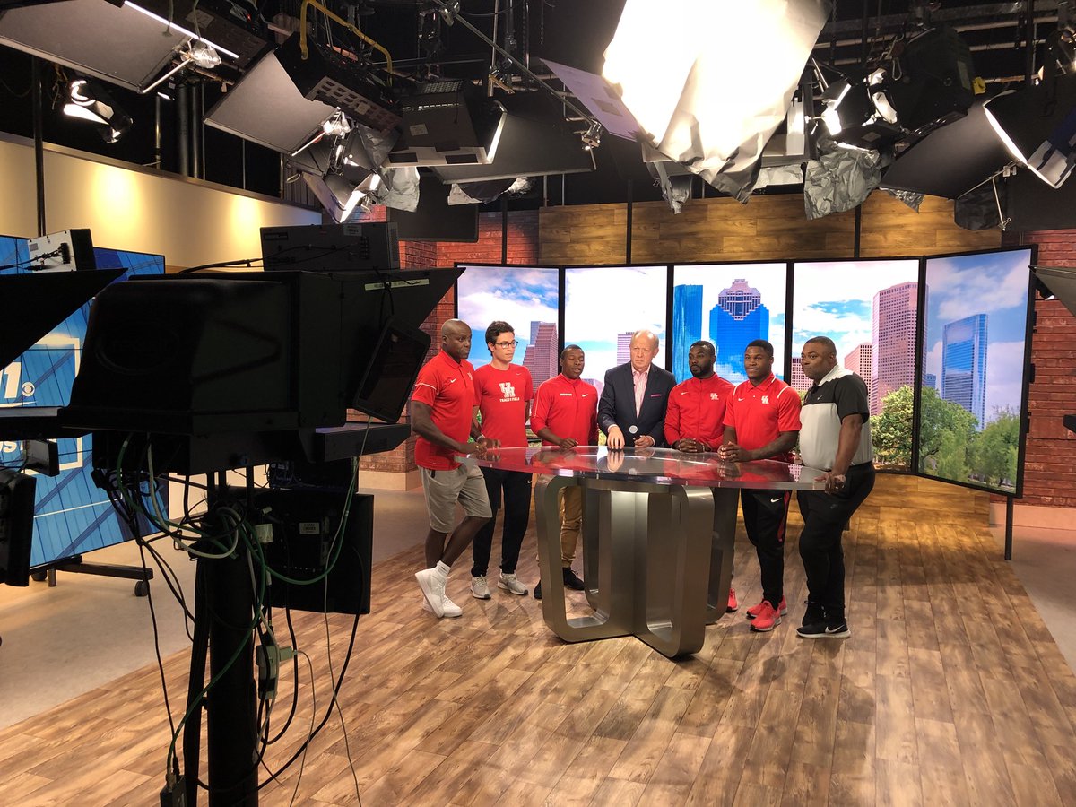 UHCougarTF's tweet image. Be sure to tune in to @KHOU for their 5:30 pm and 10:30 pm news segments tonight to catch the #HTownSpeedCity! #GoCoogs