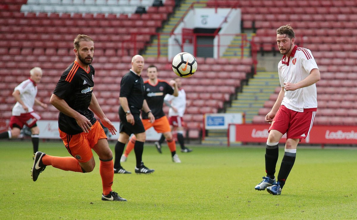 fishandfather's tweet photo. A bit of time out, had a great day at Bramall Lane playing in front of a sell-out 😂 Helping to raise a bit of money for @BluebellWoodCH and @Ashgate_Hospice in the process. Massive Thank you to the organisers. https://t.co/wAMZwDrFeD