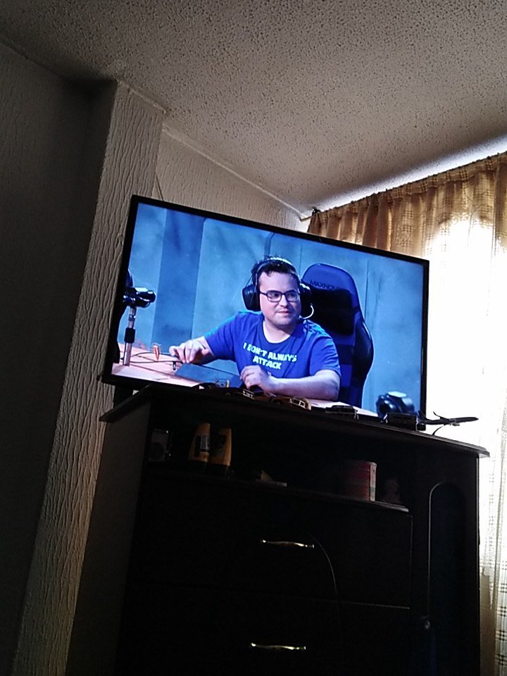 LennonCOC's tweet photo. @Alvaro845 con todas las ganas de ver cómo va ese estreno del #TH12UpdateStream #ClashofClans #TH12enDirecto https://t.co/gIg9JmcqnL