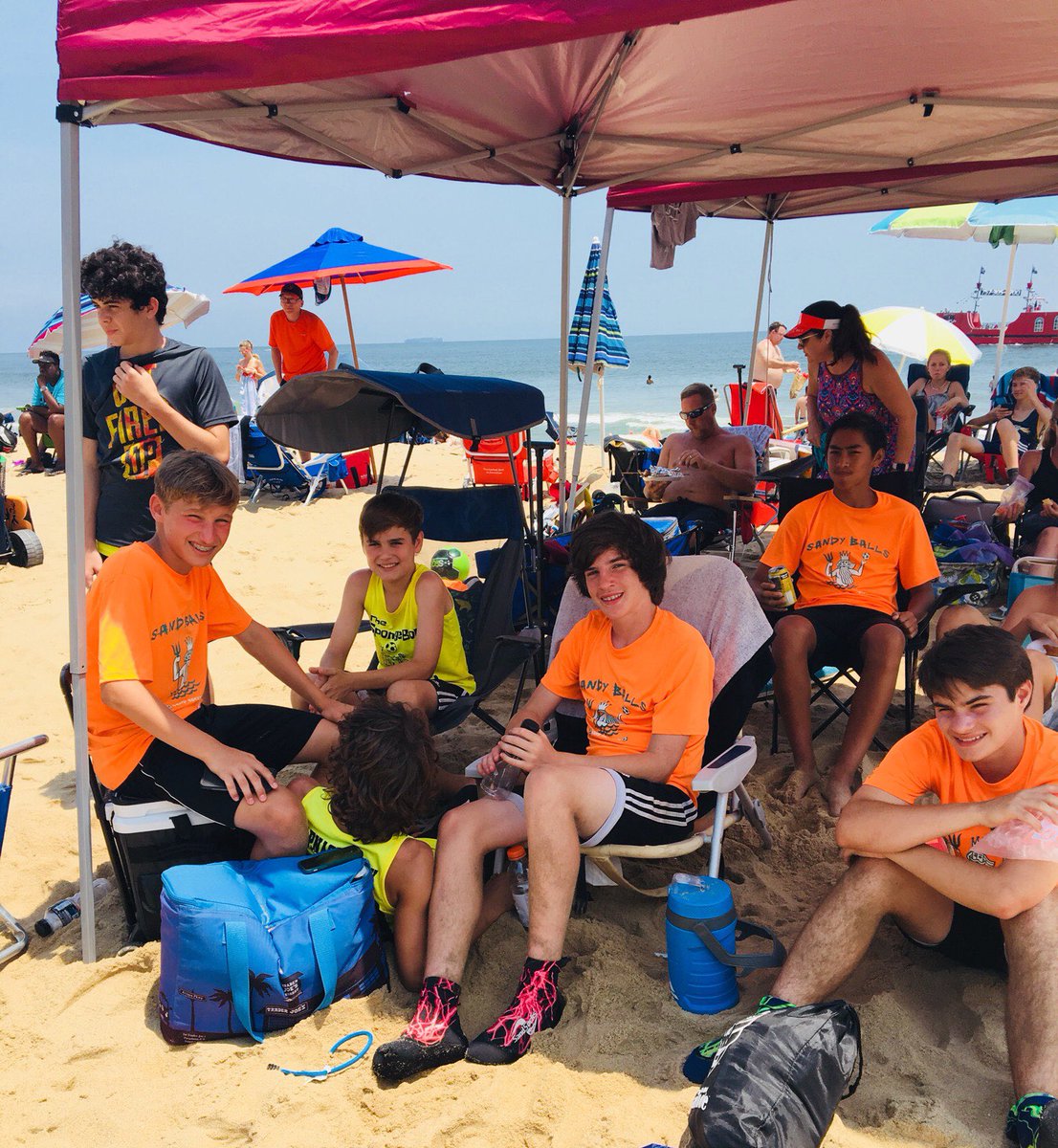 vbcityfc's tweet image. Our @vbcityfc 04 Boys getting some rest before they play in the Sand Soccer Semi-Finals! Wish them luck 👇🏽

#VBRising | #vbcityfc | @NASSC_HRSC