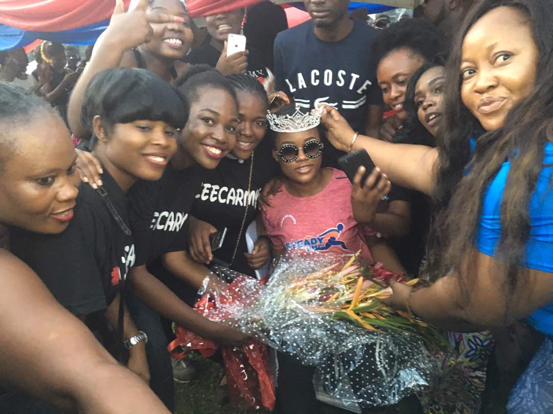 sanehxulu's tweet photo. Who would've thought CeeC will receive so much love๐ญ๐ญ๐ญโคโค
#LashesFC #CeecArmy
#Spartans in PH this is amazing ๐๐๐
#bbnaija https://t.co/AAdeOeWOAI