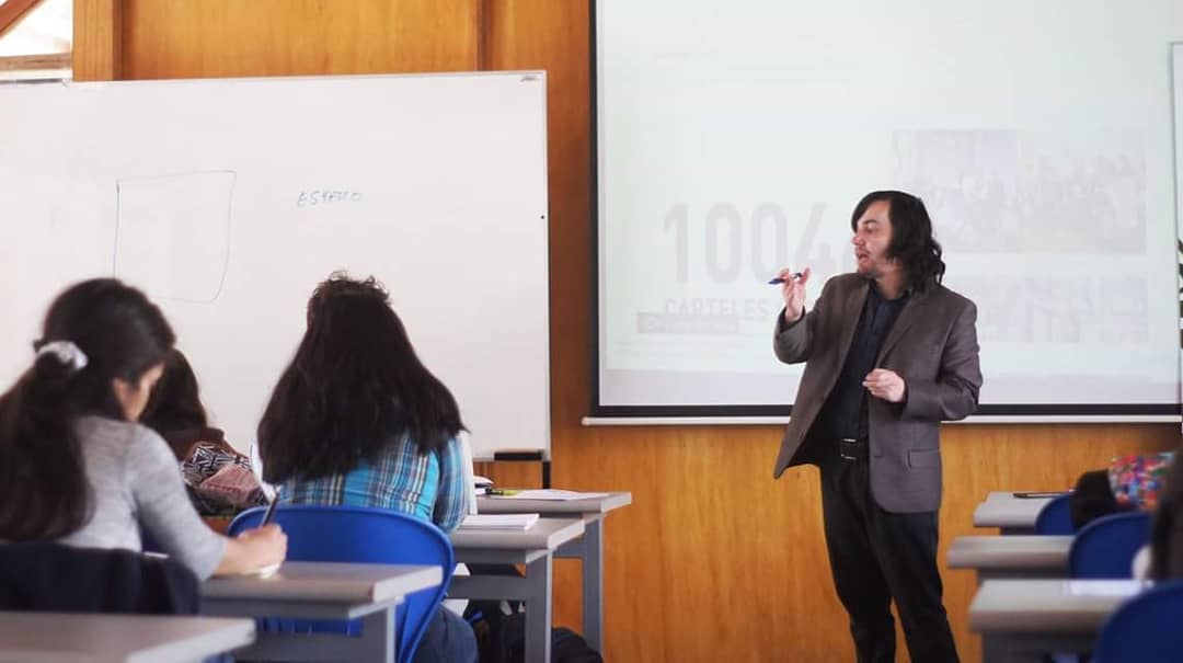 EcuadorPosterBienal tweet media