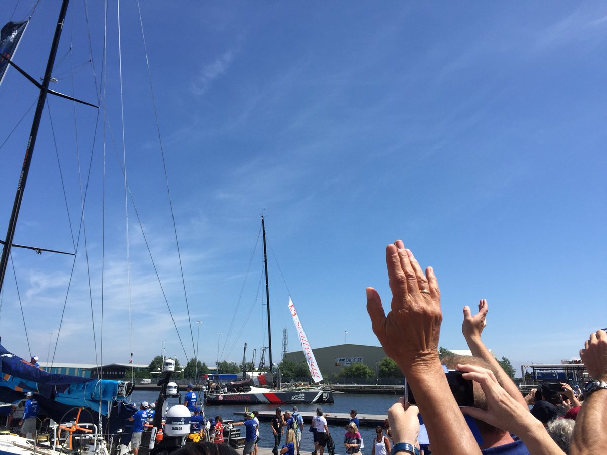 VW_Groupie's tweet photo. Great last day of @VisitCardiff #VolvoOceanRace #CardiffStopover @visitwales watching yachts set off for leg 10 of the race and nice touch by @teamAkzoNobel https://t.co/WeFylrplpk