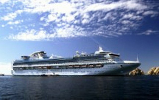 pattipietsch's tweet photo. I've covered the cruise industry for more than two decades during which I went on 400 cruises of all lengths and sizes of ships, so check out my findings: https://t.co/g3gt9orD1q #cruisenews #ships #pattipietschmann #cruisecoverage #cruisecontol https://t.co/a60tiZ9ay9