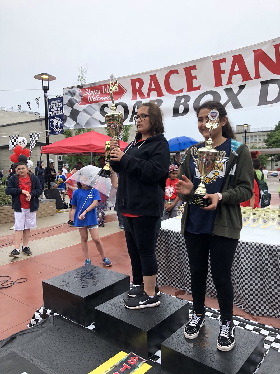 Danielle Martinson tweet media