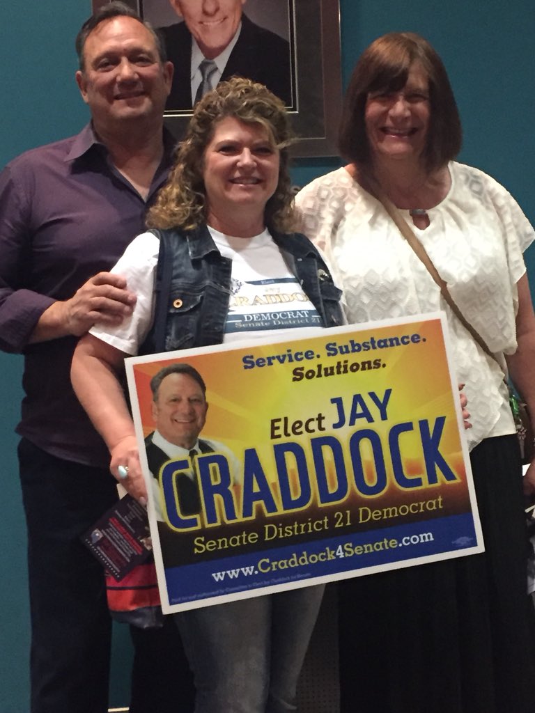 JayGCraddock's tweet photo. 2days until primary elections #Vote2018 #Craddock4Nevada https://t.co/mvQr5vlCLO