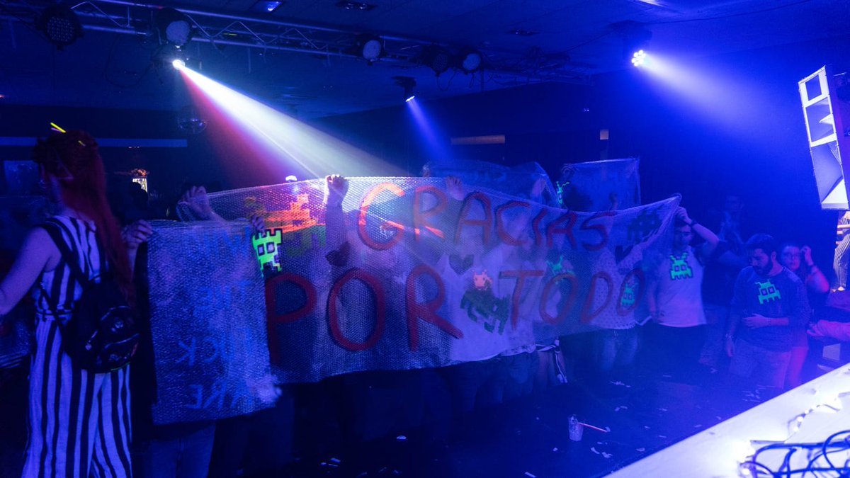 Gracias por todo, mis pequeños <a href="/invadersgo/">THE INVADERS</a> ❤ y gracias a toda la familia de <a href="/BullshitBilbao/">Bullshit Club Bilbao</a> por aguantar hasta el final. ❤