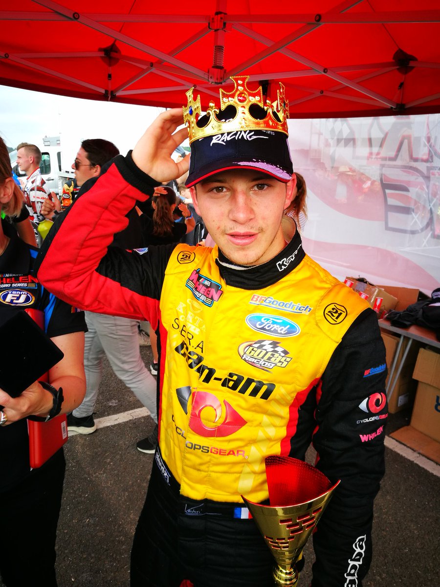 Gian Luca Guiglia tweet media