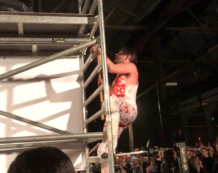 FayeTheRedOmega's tweet photo. #BloodyIcon photography. @fistfullofglass going up the scaffolding just before the decapitation of the axe by @BackslideGenius https://t.co/7teip2zD1J