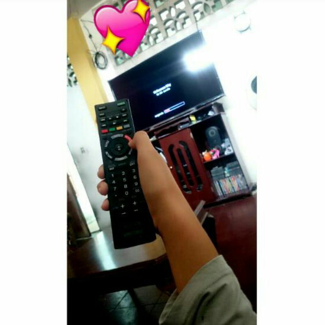 KingStar_EC's tweet photo. Así es como vivo mi vida :v https://t.co/HBFZIk05Rg