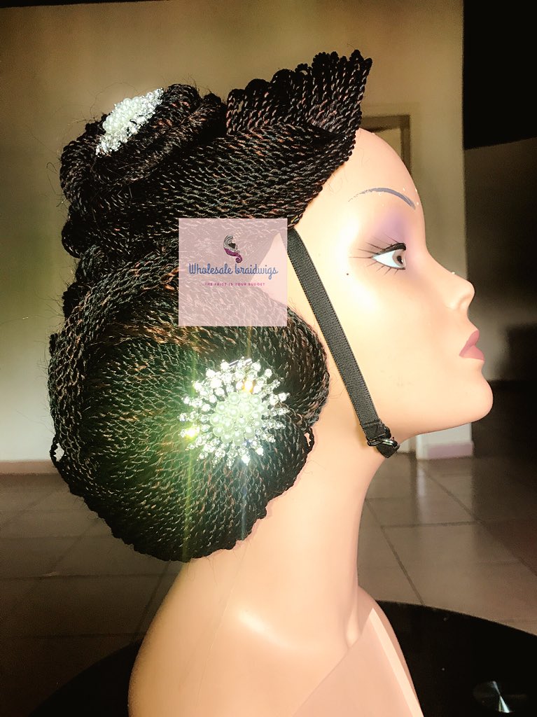 MeadBeautynWigs's tweet photo. #2018brides get in here!!.
Who said you can't wear a braidwig on your big day?
Dm me let's hook you up!
Single part closure wigs 18k
3 part closure wigs 22k
Frontal wigs 28k
360 frontal wigs 38k
Full lace wigs 60k
Instagram: @wholesalebraidwigs
Pls RT to your TL 🙏🏽 https://t.co/ZJlr3u4nk8