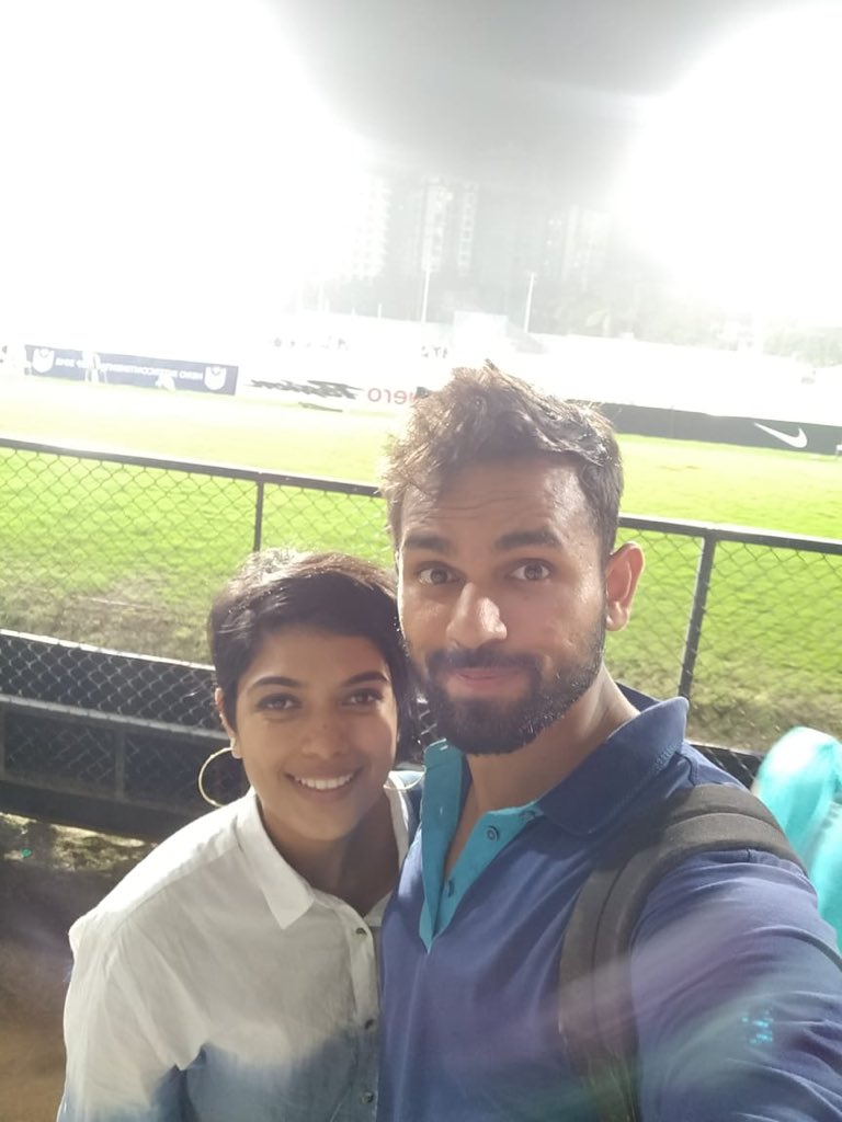 nikita9qwafl's tweet photo. Game day #IndiaVsKenya #Football with   @rohit_beria #Winners https://t.co/OmEFZ3v9sk