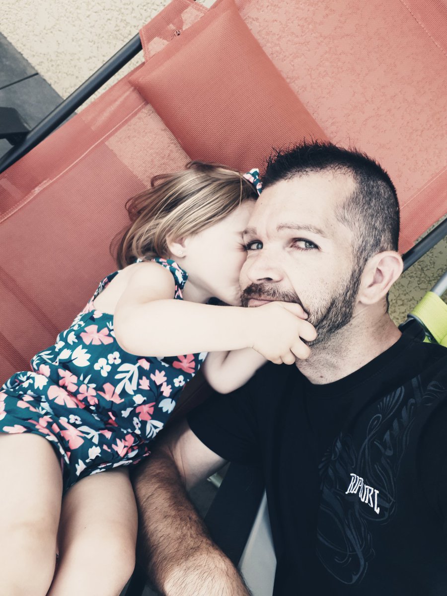 Week end was good <a href="/maxbiaggi/">Max Biaggi</a> !? Cool f1 e with Massa 😉 now stay f1 at montreal 👊 me top week end with 30 years old party for my love and finish relax with my princess 😍