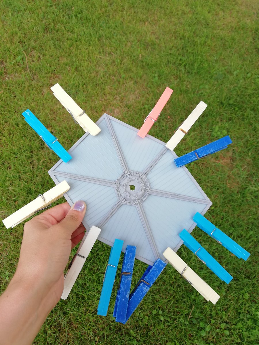 MissJainaSolo's tweet photo. ||: When you want to build a model but you don't have the right tools and you have to improvise..
#StarWars #RevellModelKit #TIEFighter https://t.co/7HsrO8rXWb