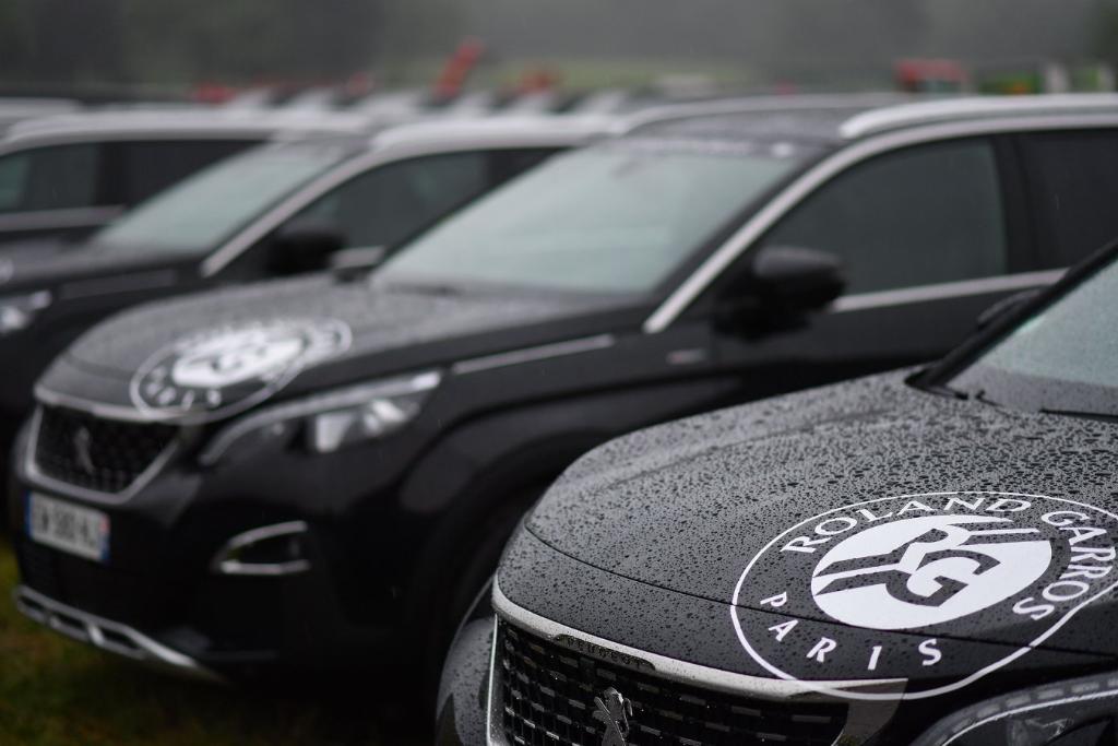 PeugeotES's tweet photo. Nos despedimos hasta el año que viene de @rolandgarros pero no sin antes recordar algunos momentos #roadtorg #rg18 #DriveToTennis #PeugeotTenis #PeugeotRolandGarros2018 @DriveToTennis https://t.co/7TgGzw4oi0