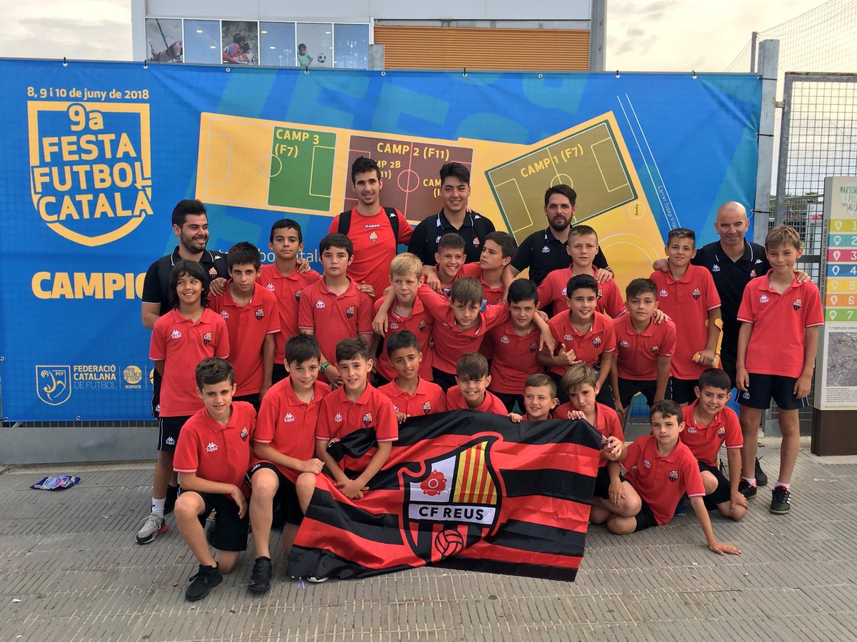 ivantaranilla's tweet photo. Orgullosos de tots vosaltres de representar a aquest gran club @cfreusdeportiu a copa Catalunya. Ens heu fet disfrutar i somiar!! Gràcies a cos tècnic i jugadors per la impicació. Sou molt grans!!! https://t.co/iO9MiDkYC7