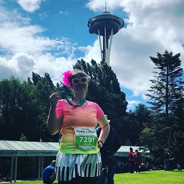 KallenKentner's tweet photo. Had a wonderful race! Conditions leading up to the race were certainly less than ideal, but it ended up amazing fun. #rnrseattle #halfmarathon https://t.co/jXKF3XmrtS https://t.co/pzC0mD6ZMU