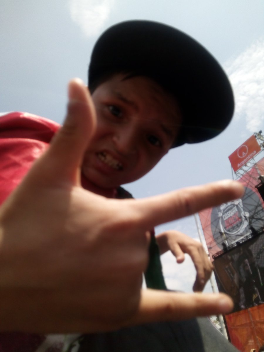 dmnterrible's tweet photo. @CosquinRockMx Gracias a ustedes https://t.co/maixq5rQy3